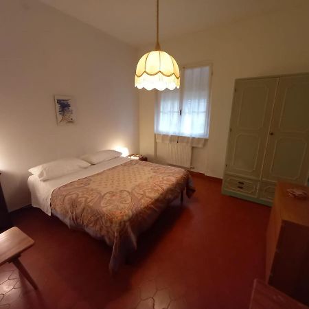 Casa Vacanza Villa Patrizia Follo Alto Экстерьер фото